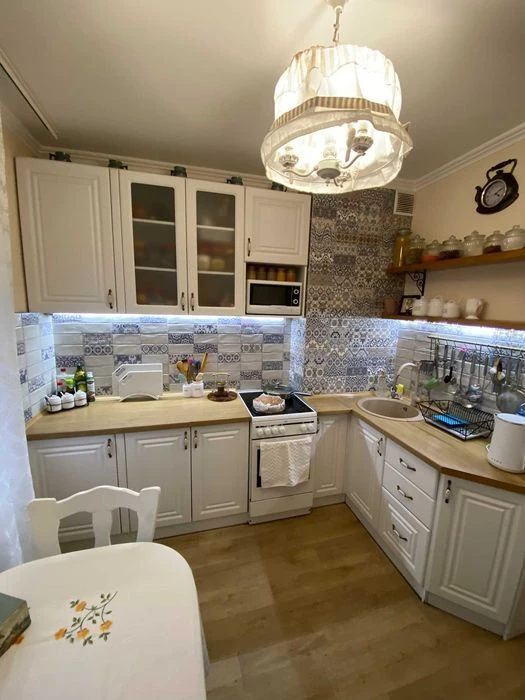 Продам 3-ком. квартиру 72 кв.м на Семена Палия! РЕМОНТ\МЕБЕЛЬ