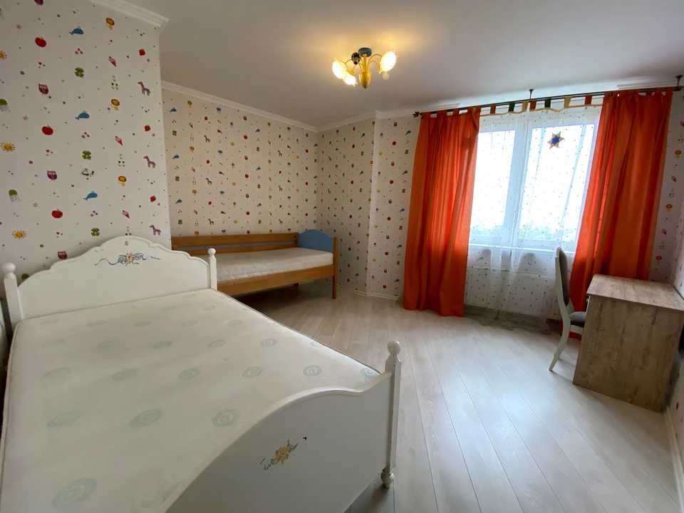 Квартира. Київ, Берестейський просп.