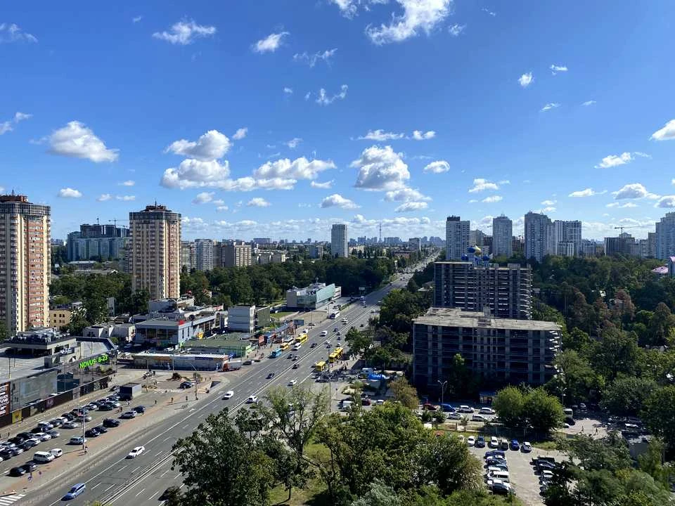 Квартира. Київ, Берестейський просп.