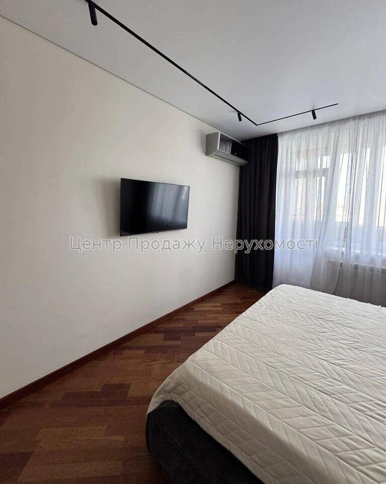Продаж 5-кімнатна квартири, 17/24 поверхів, 163 м², Київ – чудовий