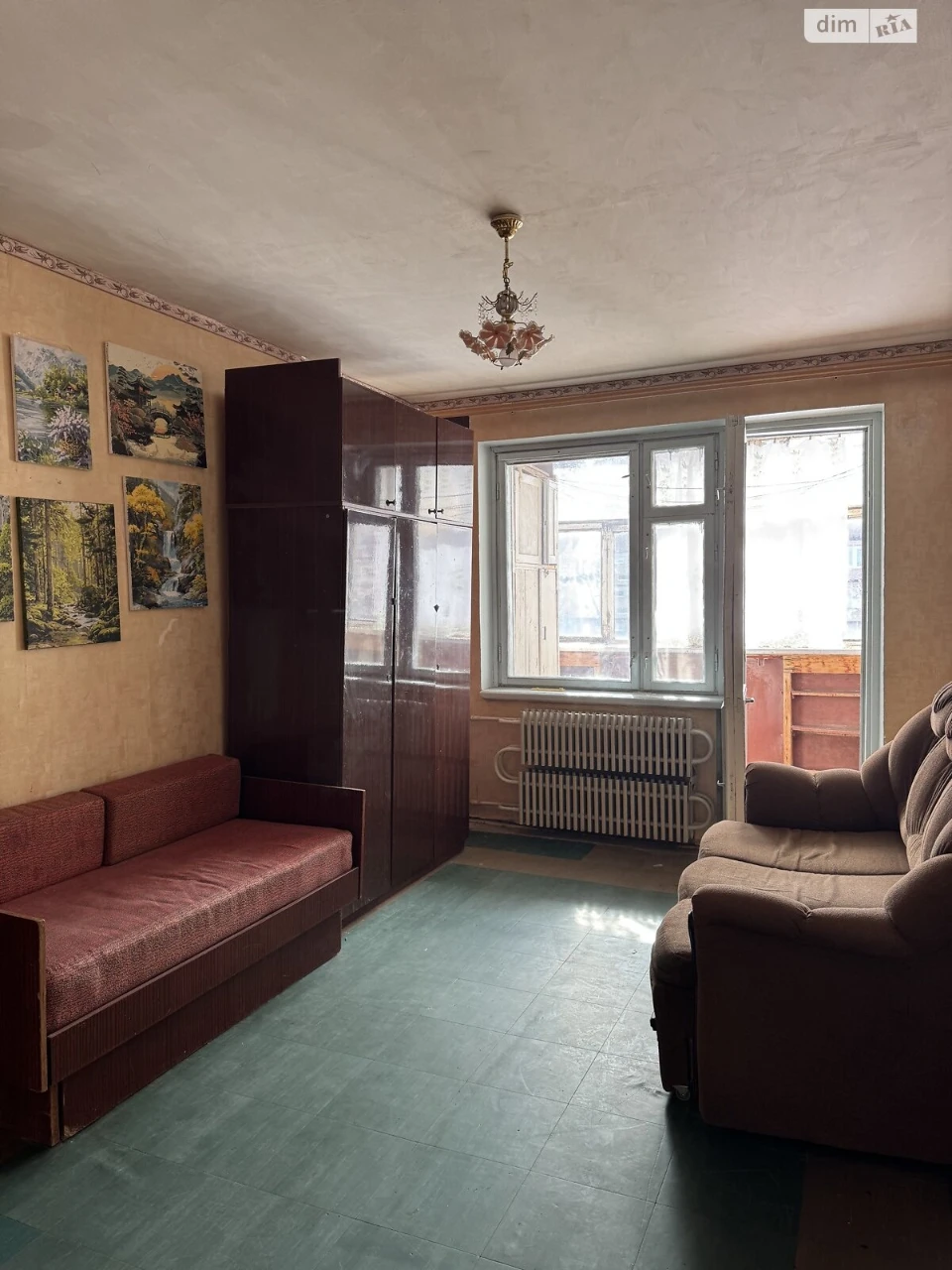 Sale of Apartment on the Left Bank