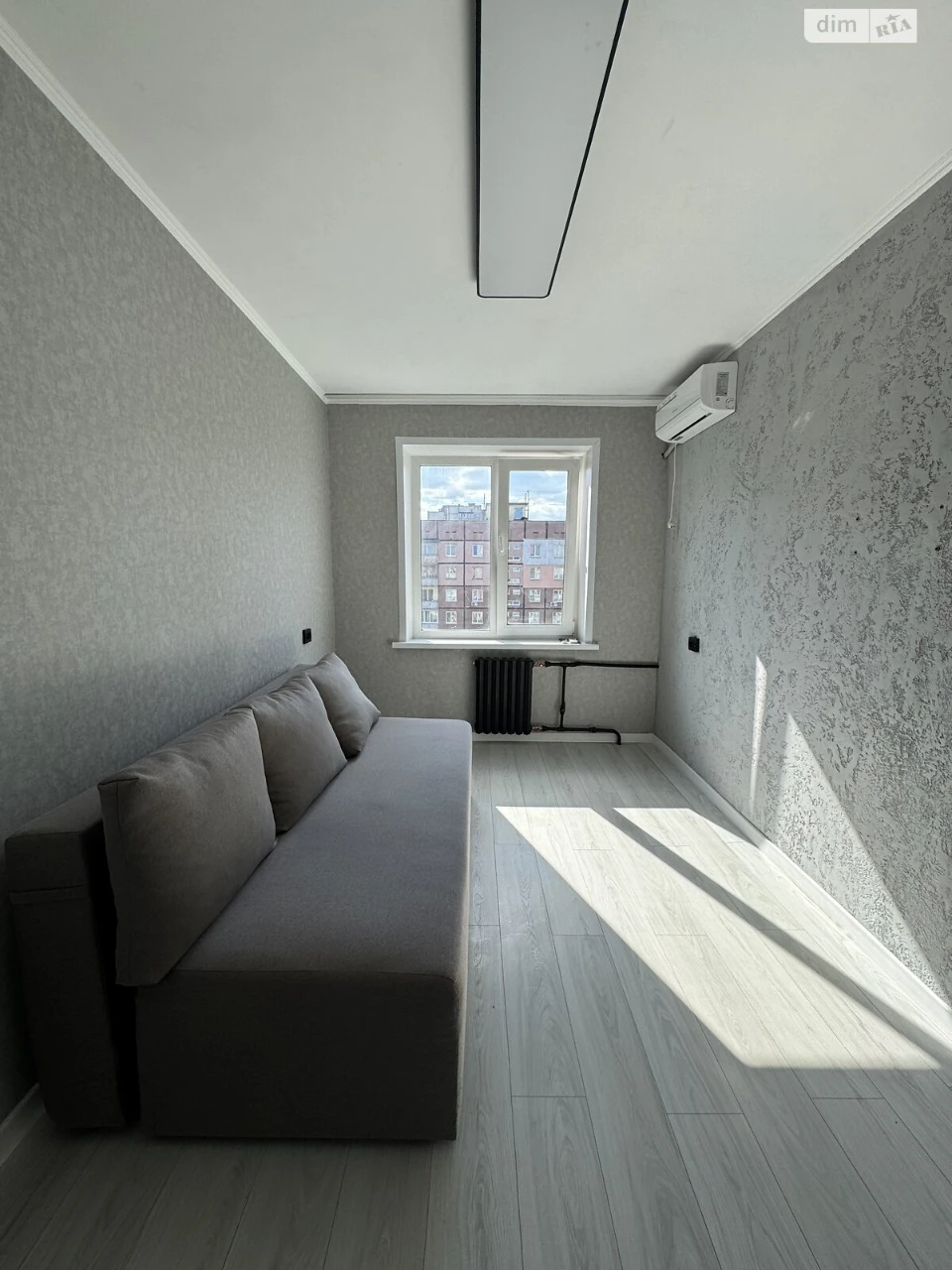Sale of Apartment on the Left Bank