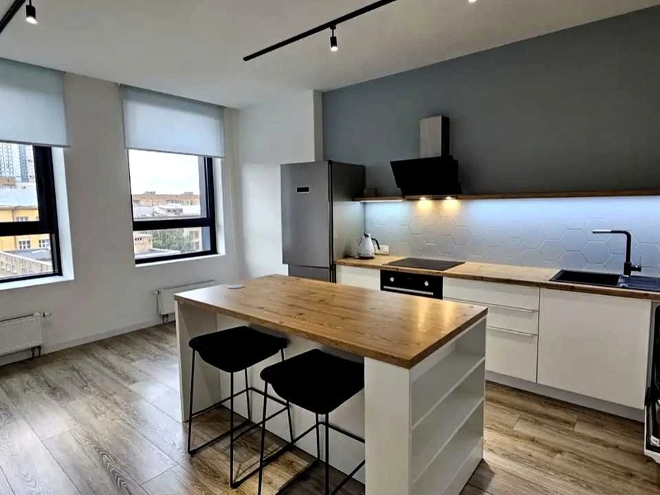 Apartment. Kyiv, Business Street