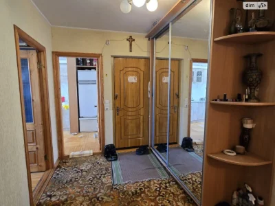 Apartment for Sale in Slov'yanka