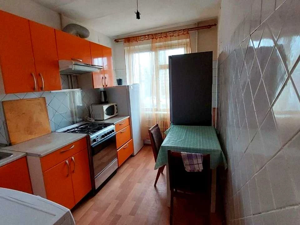 Квартира. Дніпро, Героїв просп.