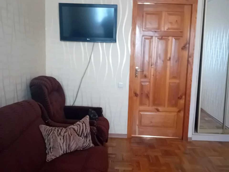 Квартира. Київ, Верховної Ради бульв.