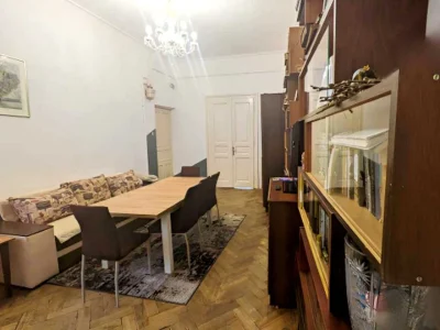 Квартира. Львів, Михайла Грушевського вул.