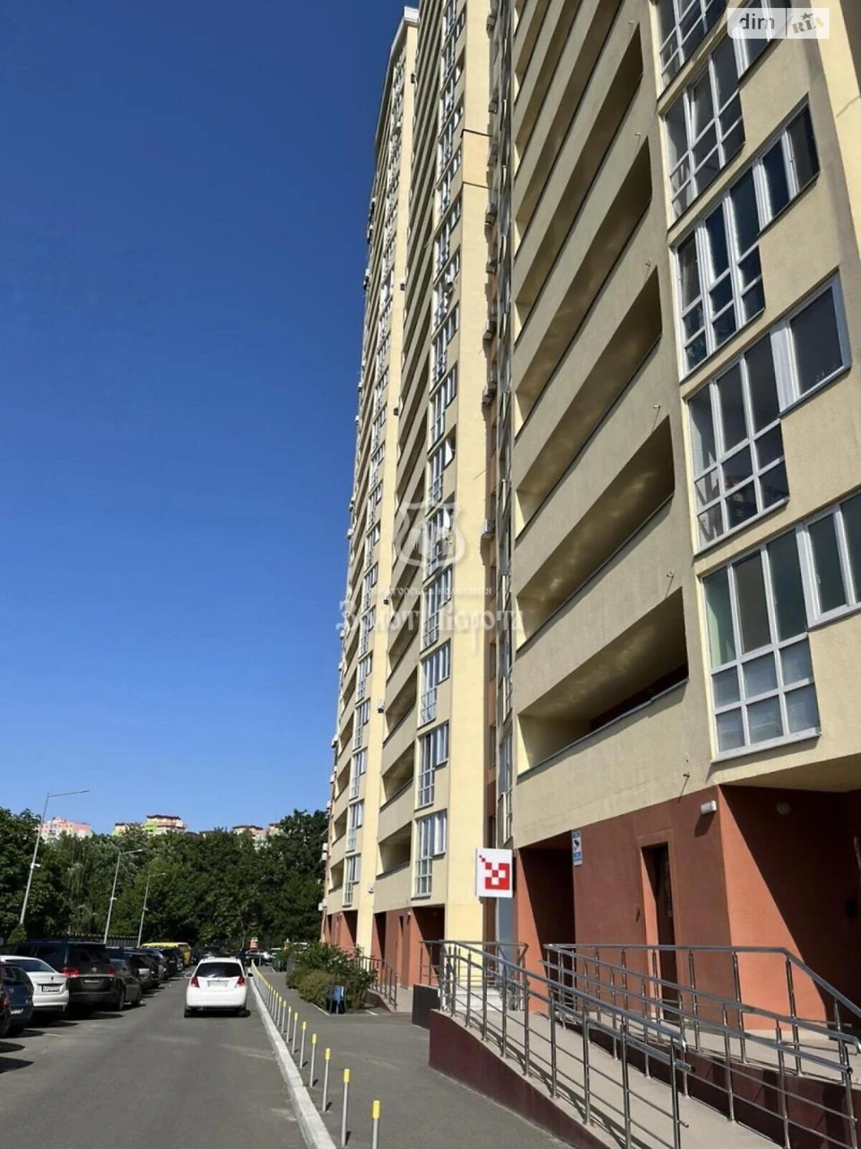 Sale of Apartment in Solomyansky District