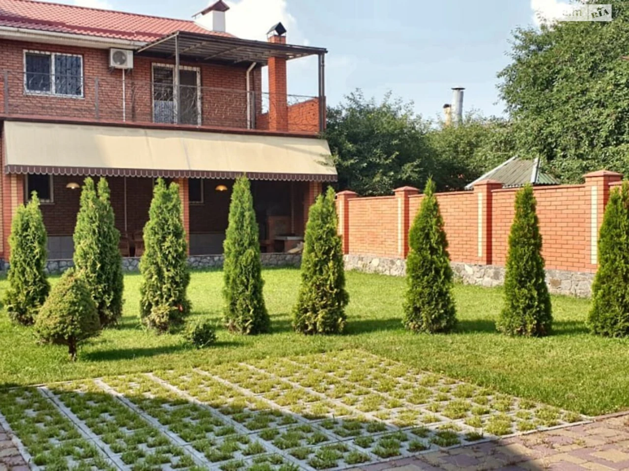 Long-Term Rent House Center