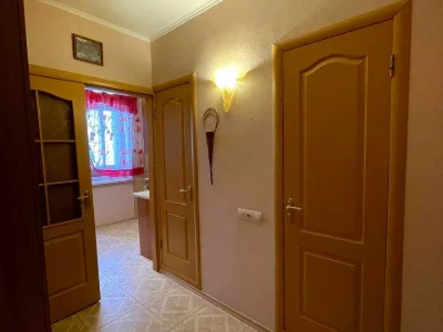 Apartment. Kyiv, Myloslavska St.