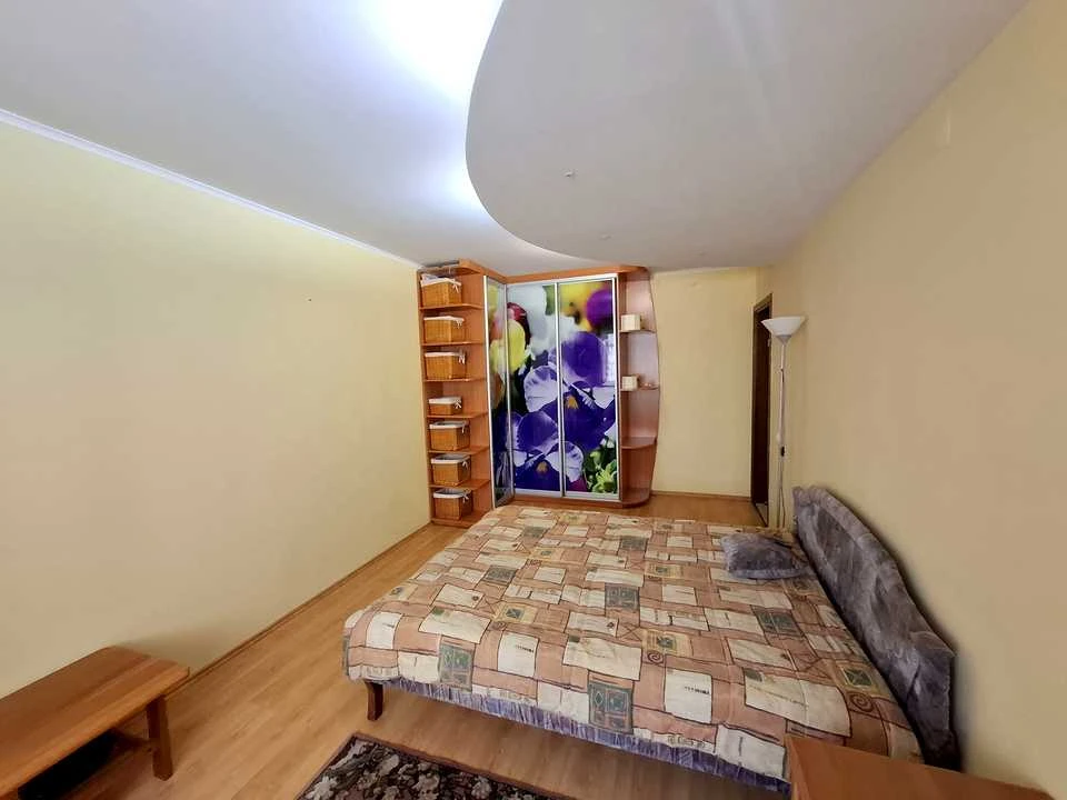 Apartment. Kyiv, Metrobudivska St.