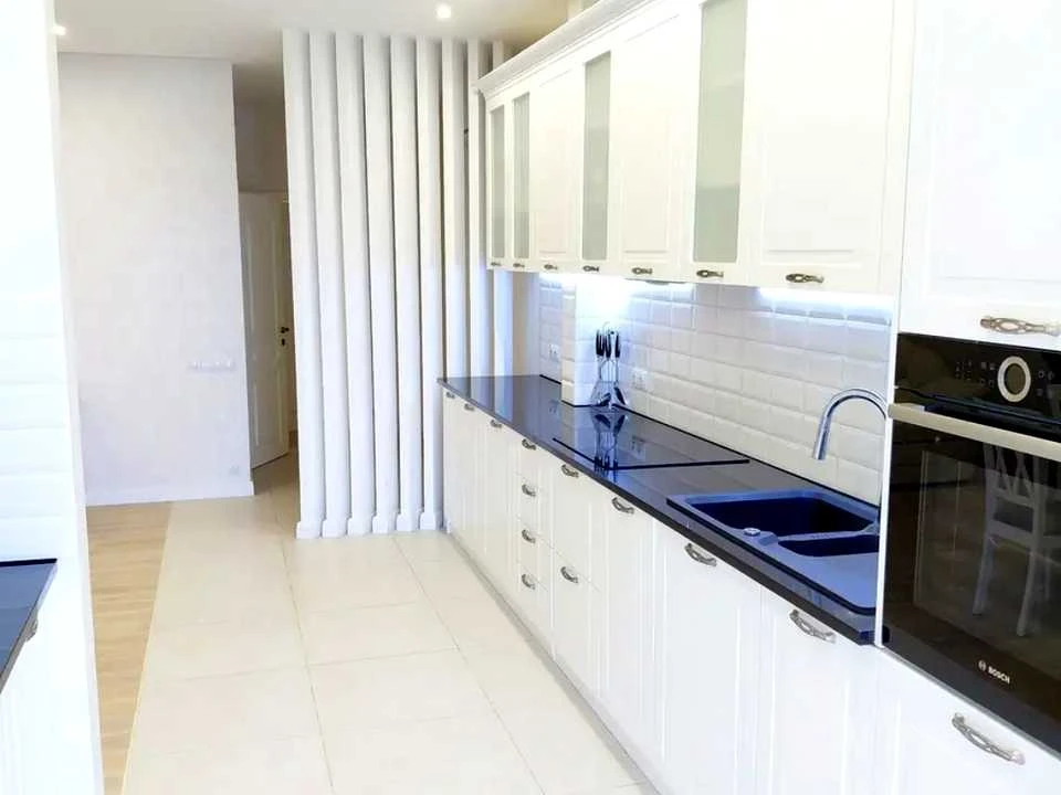 Apartment. Kharkiv, Valeria Deineky St., 1 bldg.