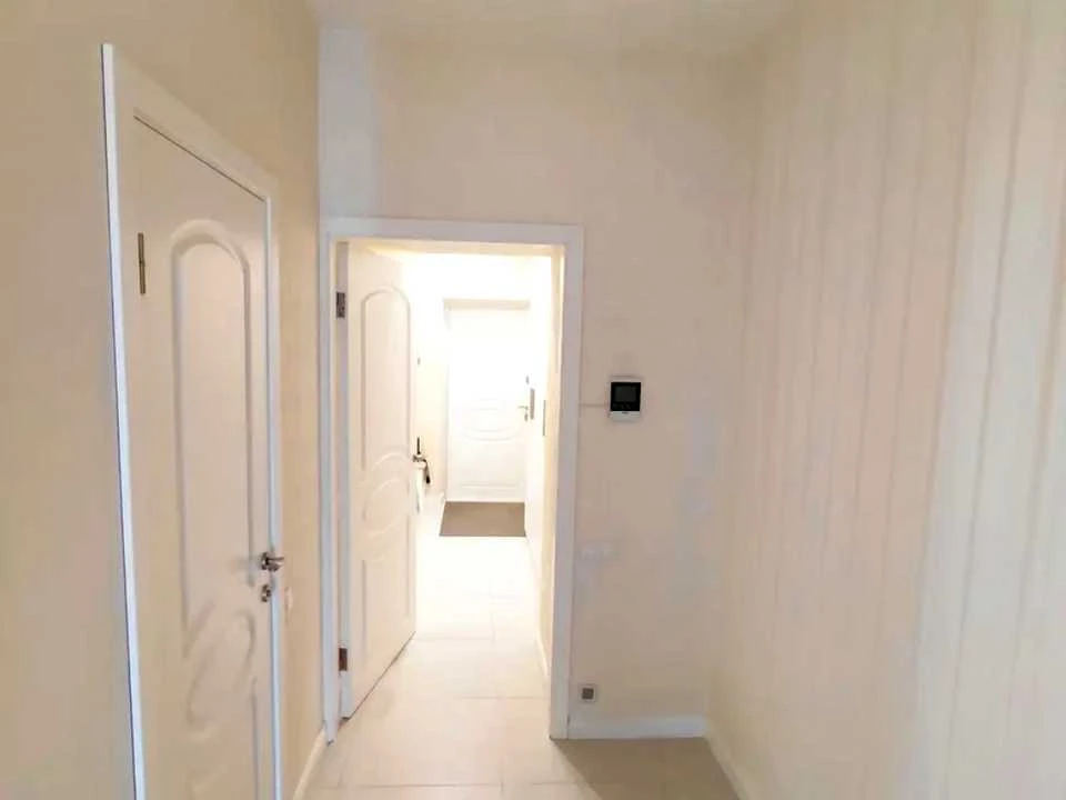 Apartment. Kharkiv, Valeria Deineky St., 1 bldg.