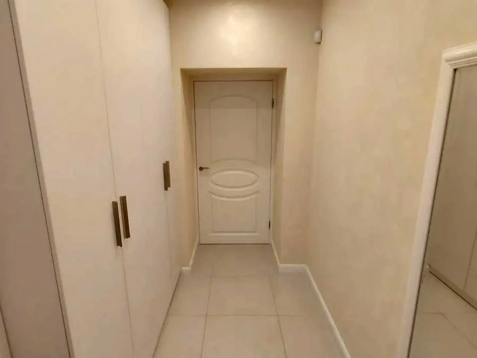 Apartment. Kharkiv, Valeria Deineky St., 1 bldg.