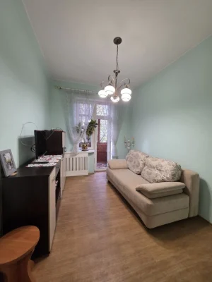 Продам 3к квартиру, Сталинка