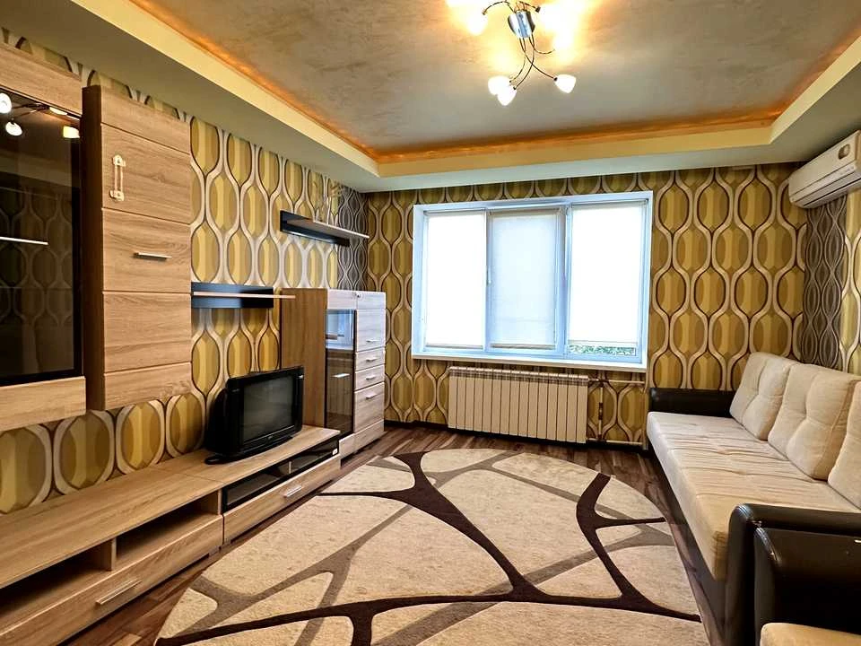 Apartment. Дніpro, Topolyna St.