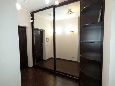 Apartment. Urliyska St.
