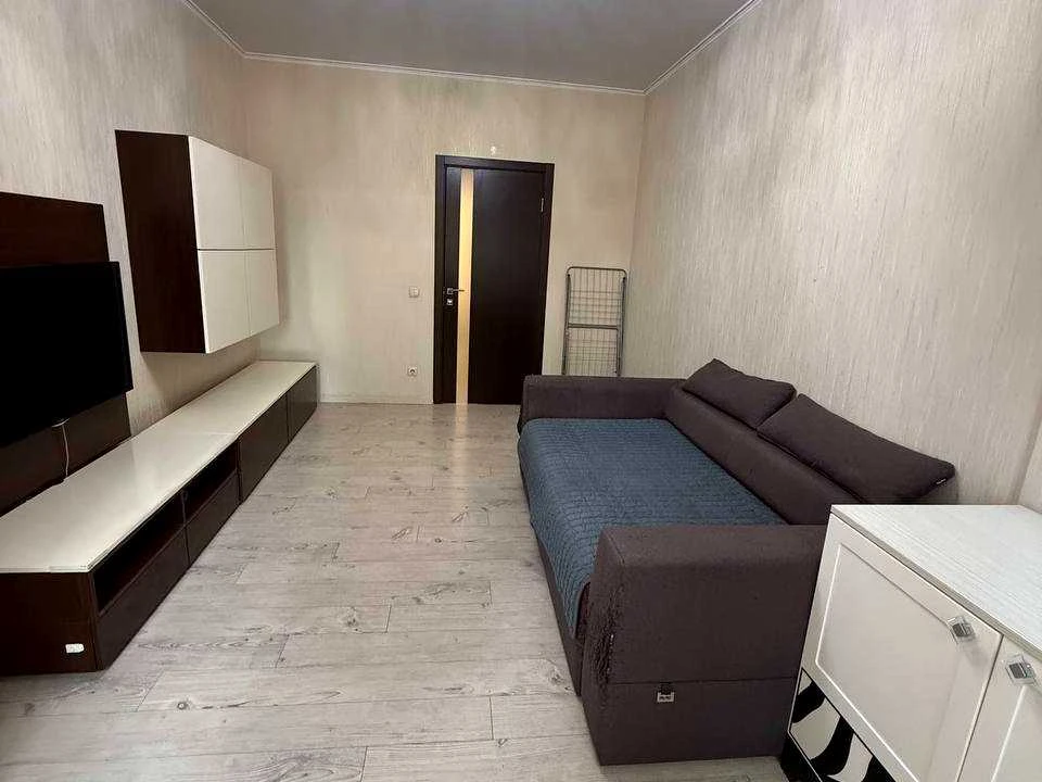 Apartment. Urliyska St.