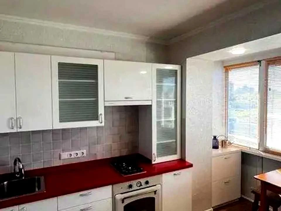 Apartment. Kyiv, Velika Vasylkivska Street.