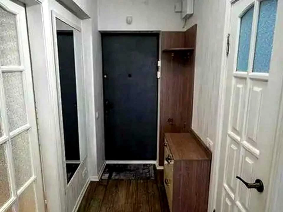 Apartment. Kyiv, Velika Vasylkivska Street.