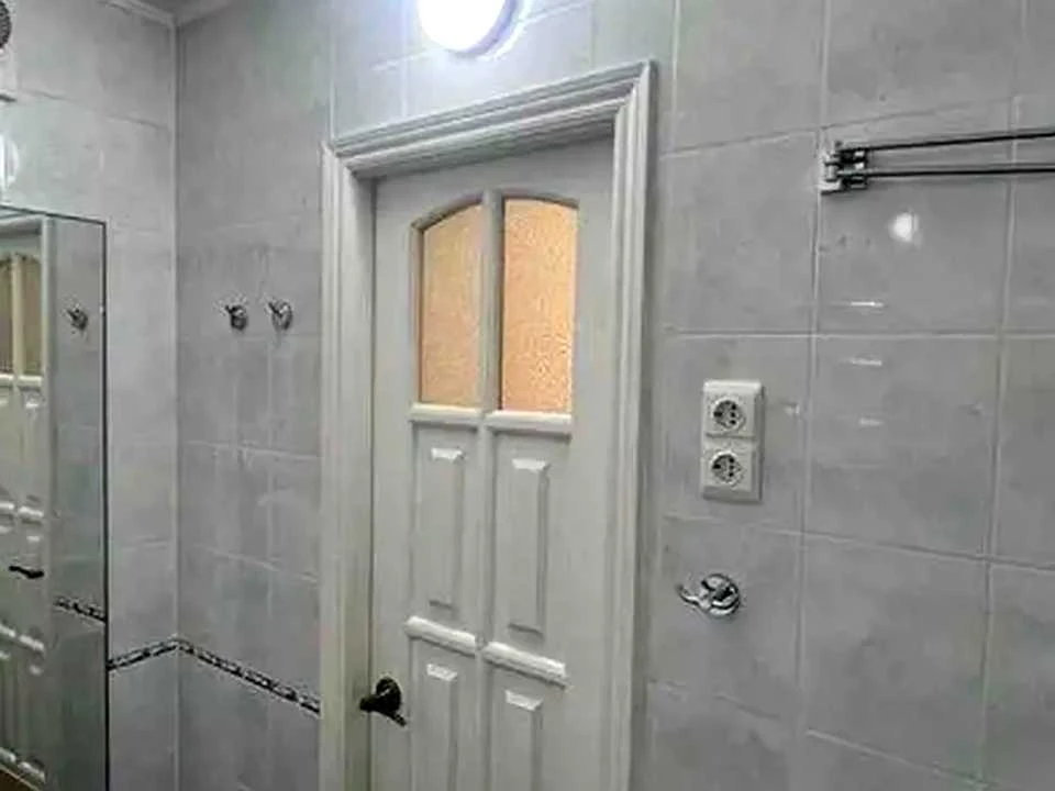 Apartment. Kyiv, Velika Vasylkivska Street.