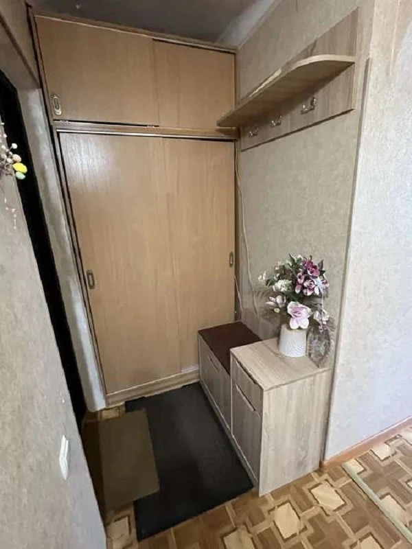 Сдача 1-комнальной квартиры 32 м², проспект Павла Тычины, 11
