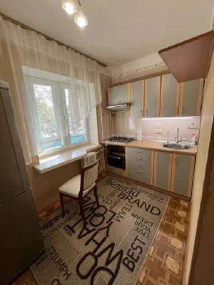 Сдача 1-комнальной квартиры 32 м², проспект Павла Тычины, 11