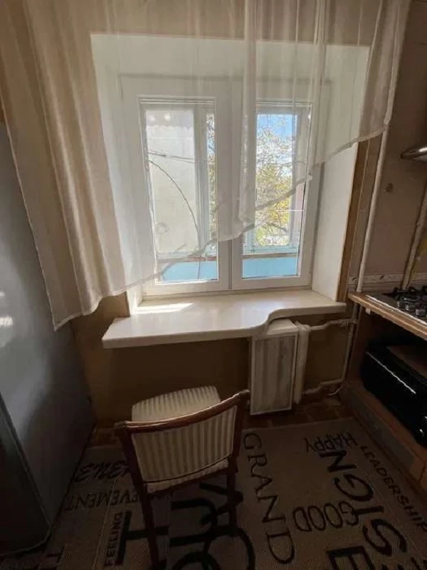Сдача 1-комнальной квартиры 32 м², проспект Павла Тычины, 11