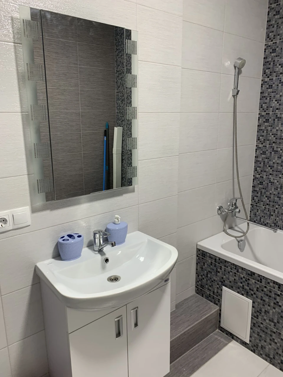 Rent of an apartment 37 sq. m, Central Street, 21
