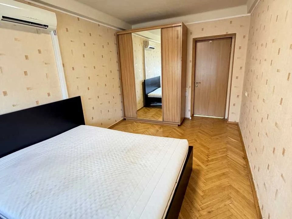 Квартира. Київ, Голосіївський просп.