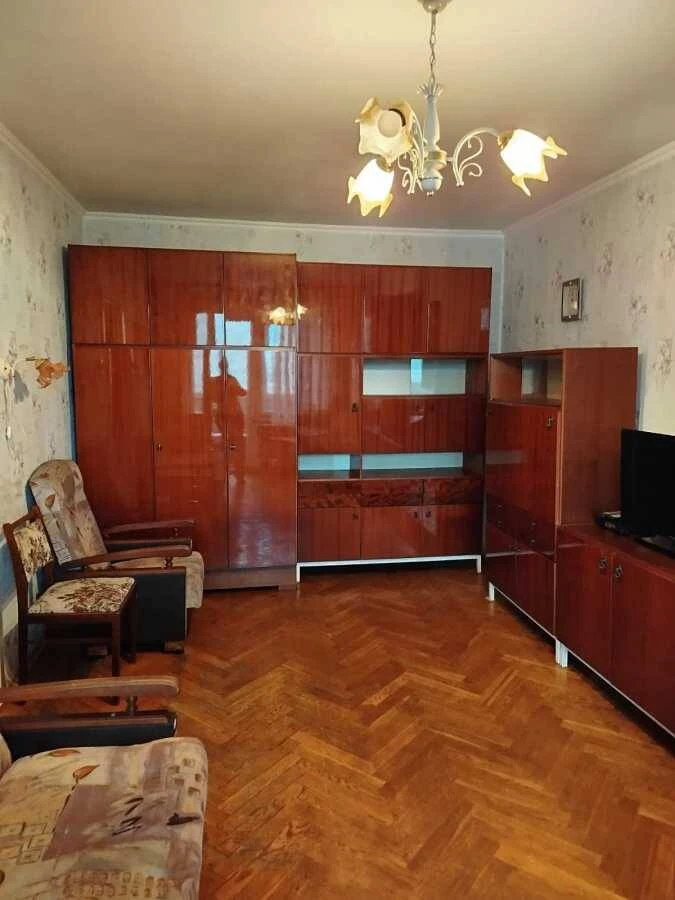 Сдам на длительный срок 1-ую квартиру Киев, Днепровский, Всеволод