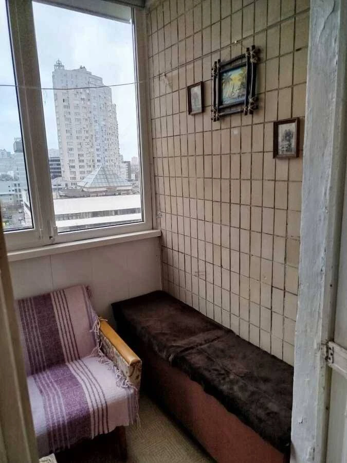 Сдам на длительный срок 1-ую квартиру Киев, Днепровский, Всеволод
