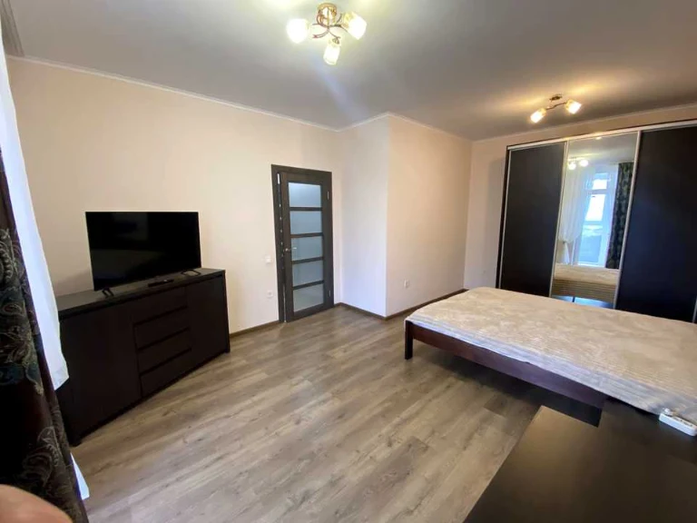 Apartment. Akademika Zabolotnogo St.