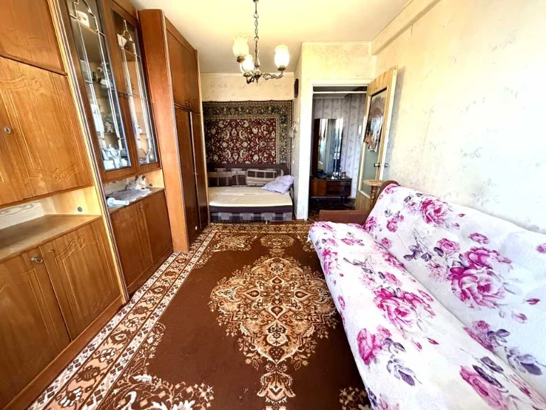 Apartment. Kyiv, Shalet St.