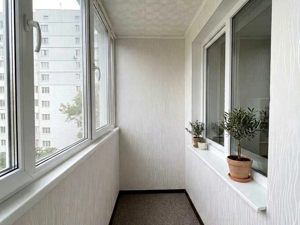 Apartment. Solomianka St.