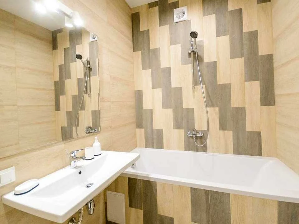 Apartment. Kyiv, Klovs'kyy uzviz