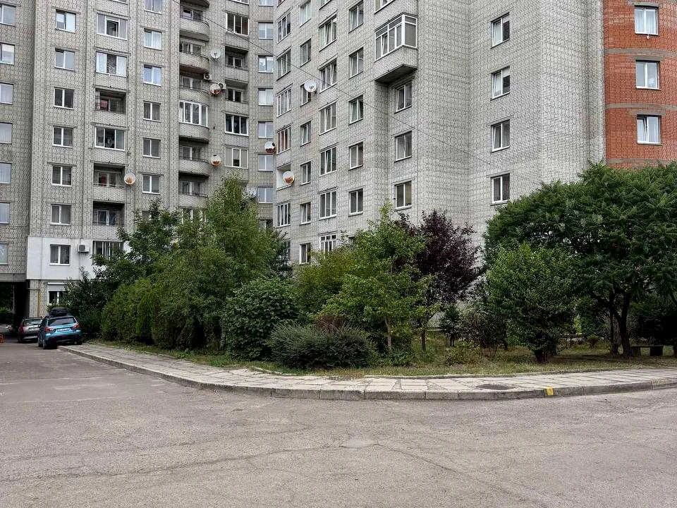 Квартира. Львів, Академіка Лазаренка вул.