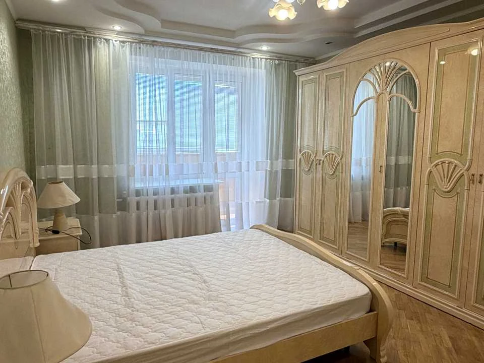 Apartment. Kyiv, Прилужна St.