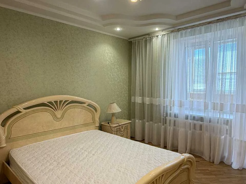 Apartment. Kyiv, Прилужна St.