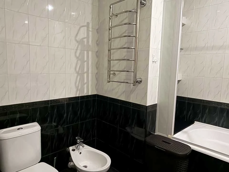 Apartment. Kyiv, Прилужна St.