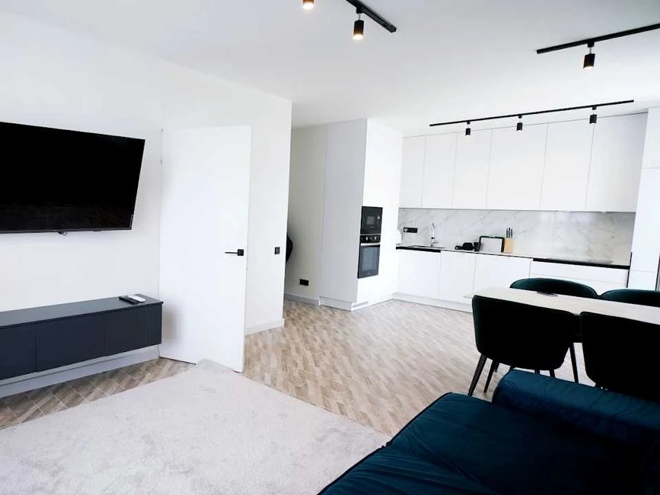 One-room apartment. Kyiv, Naberezhno-Rybalska St.