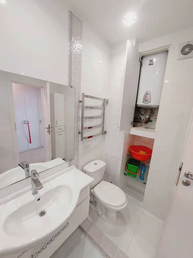 For rent long-term 1-room apartment Kyiv, Dnieprovy, Krakowska