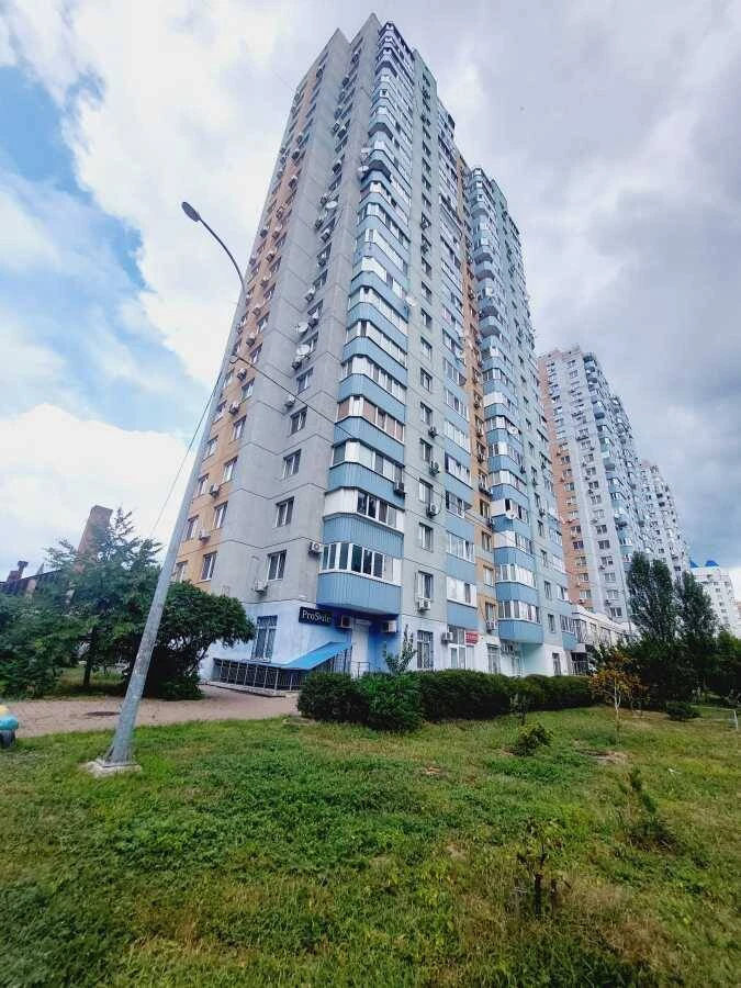 For rent long-term 1-room apartment Kyiv, Dnieprovy, Krakowska