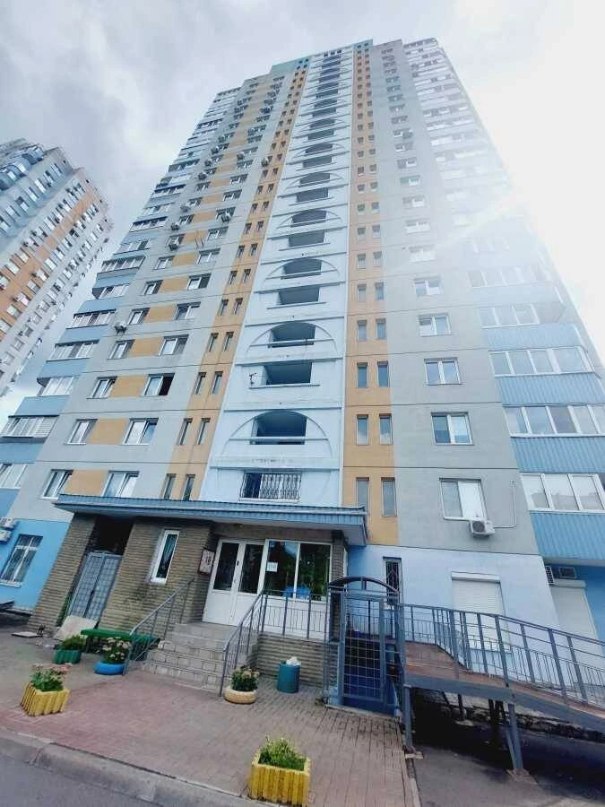 For rent long-term 1-room apartment Kyiv, Dnieprovy, Krakowska