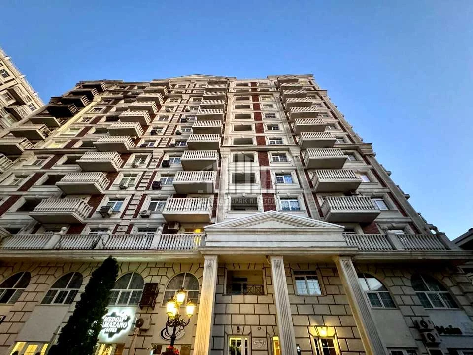 Квартира. Київ, Михайла Максимовича вул.