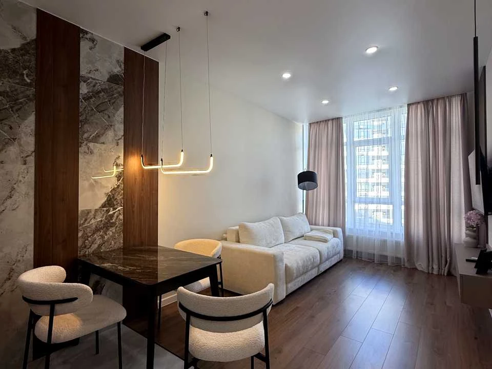 Apartment. Odessa, Kurortny Prospekt