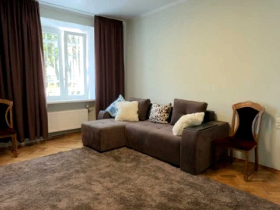 Apartment. Lviv, Stryiska St.
