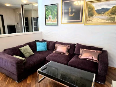 2-room apartment. Kyiv, Lesya Ukrainky Blvd.