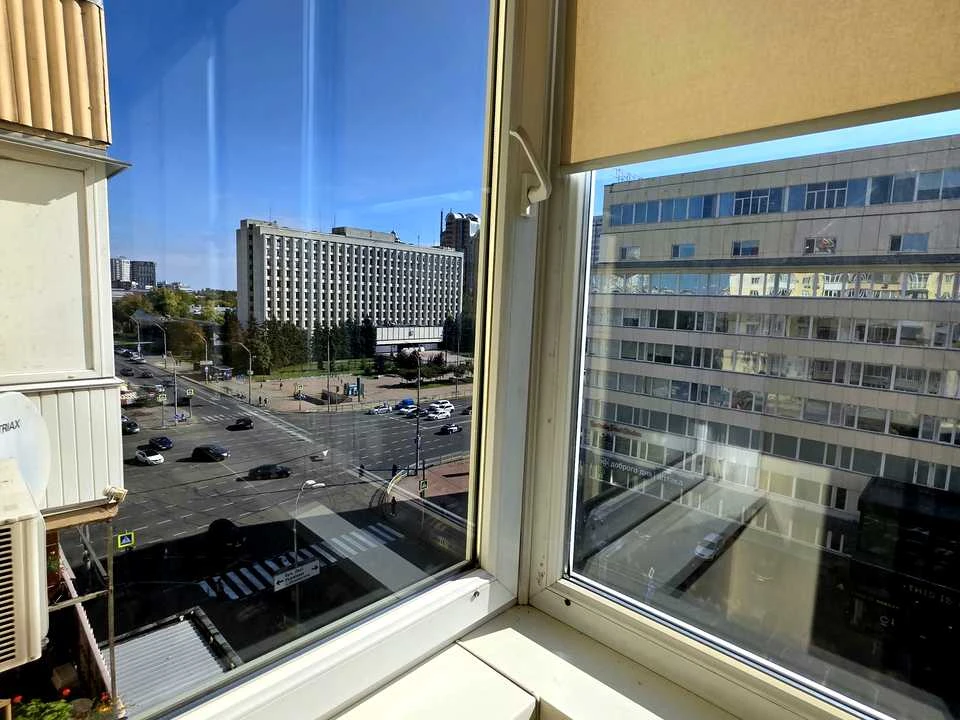 2-room apartment. Kyiv, Lesya Ukrainky Blvd.