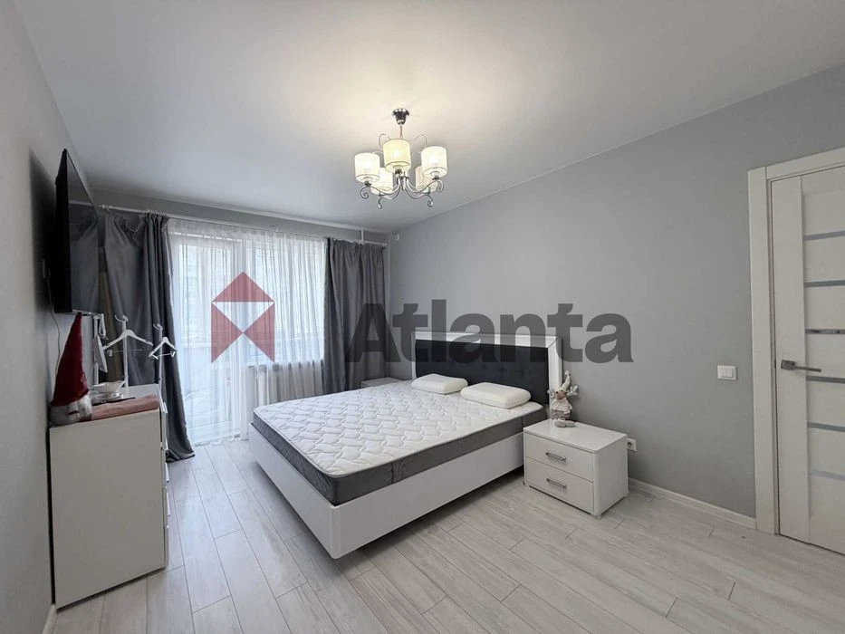 Таирова, 2-ком квартира с ремонтом на Королева / Киевский р-н